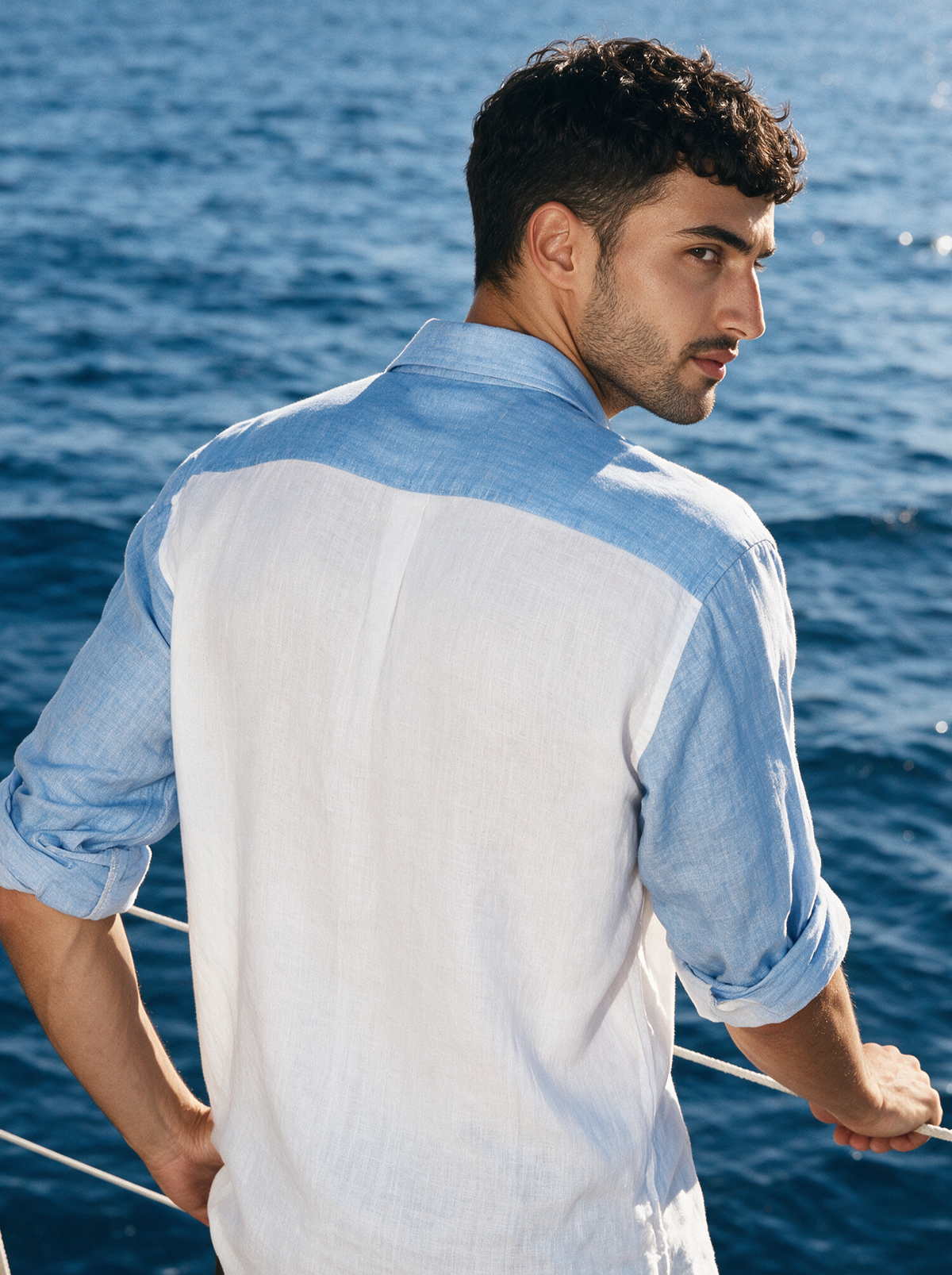 Griffyn sky blue and white color-block linen shirt - view 3